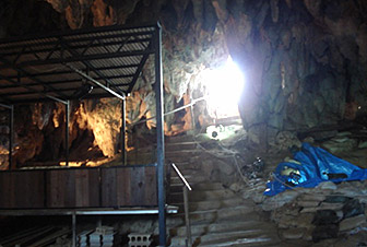 cave_in2.jpg