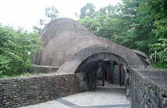 stonchrch_f1.jpg
