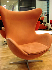 egg_chair1.jpg