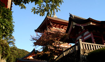 kiyomizu_3ju.jpg